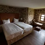 Casa Da Mãe - Izei * Chaves